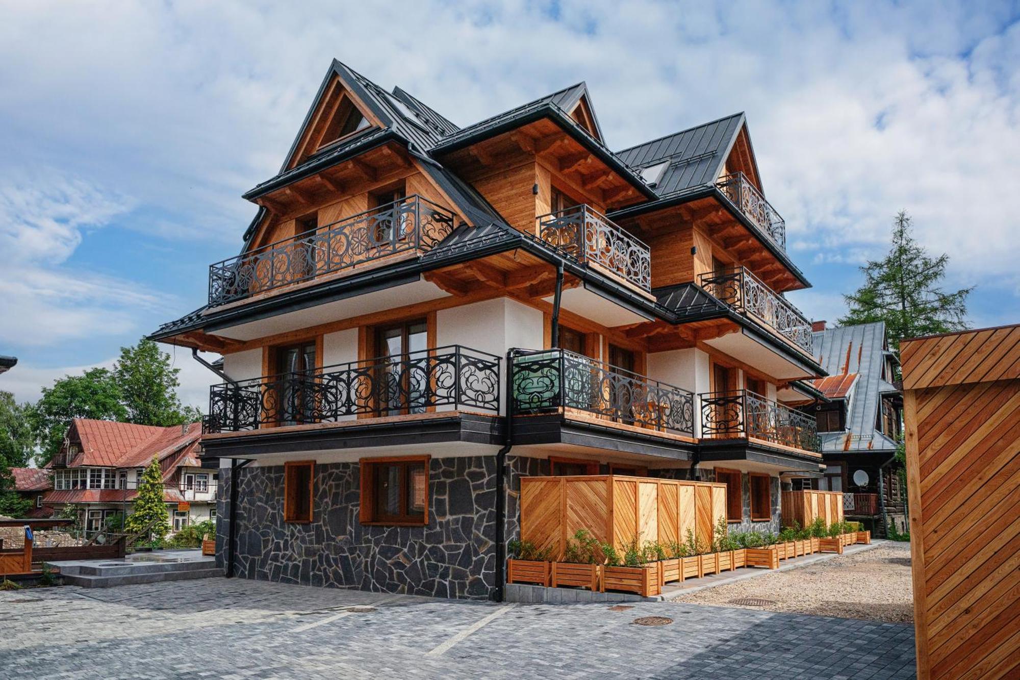 Swiatlomir Villa — Photos 3